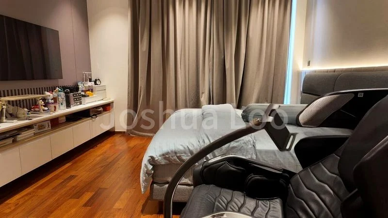 4 Bed Terraced House (Landed) for Sale in  Chapel Lodge - Image 10