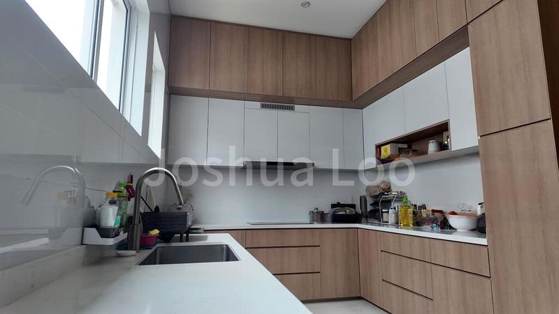 4 Bed Terraced House (Landed) for Sale in  Chapel Lodge - Image 14