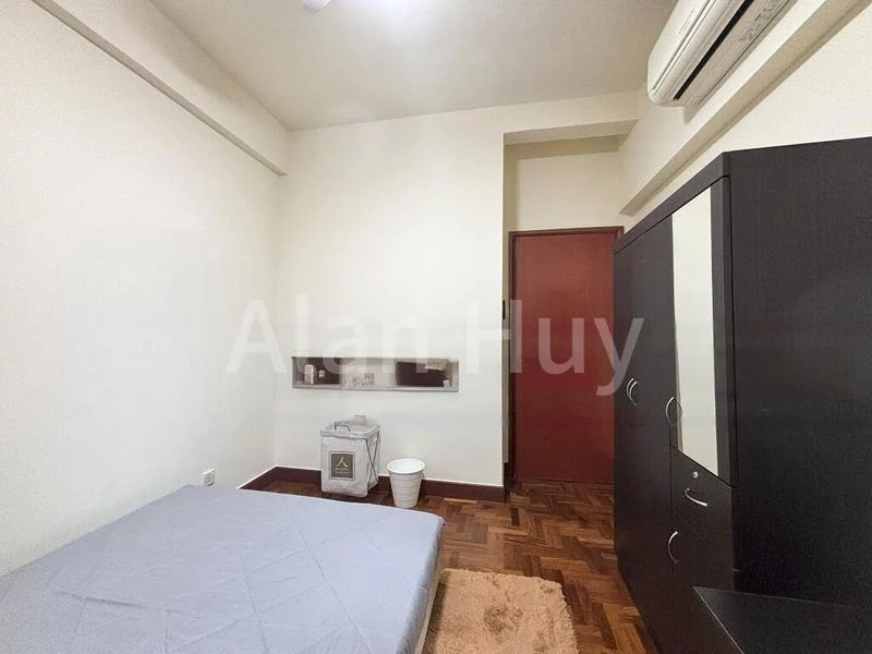 Common Room (Condo) for Rent in  Parc Oasis - Image 10