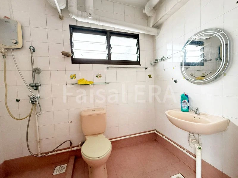 4 Room (4A) HDB for Rent in  274 Toh Guan Road - Image 10