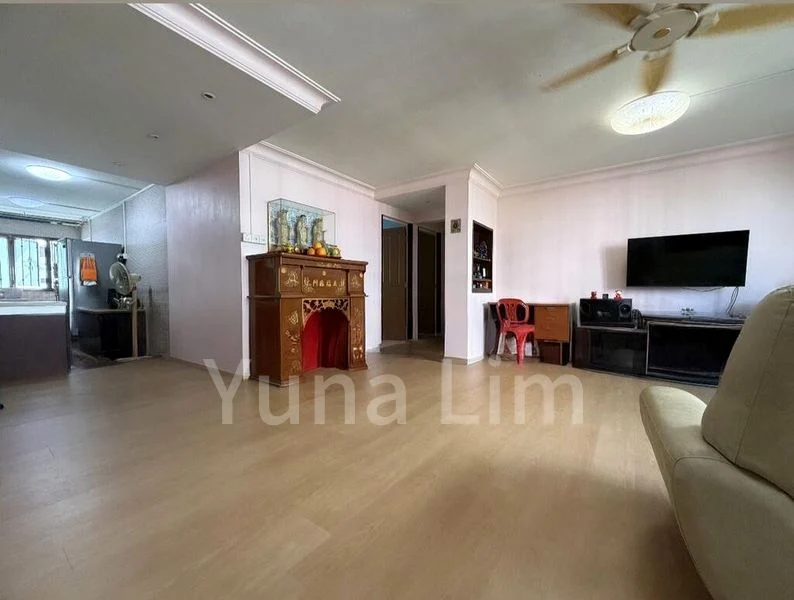 4 Room (4A) HDB for Sale in  635 Hougang Avenue 8 - Image 3