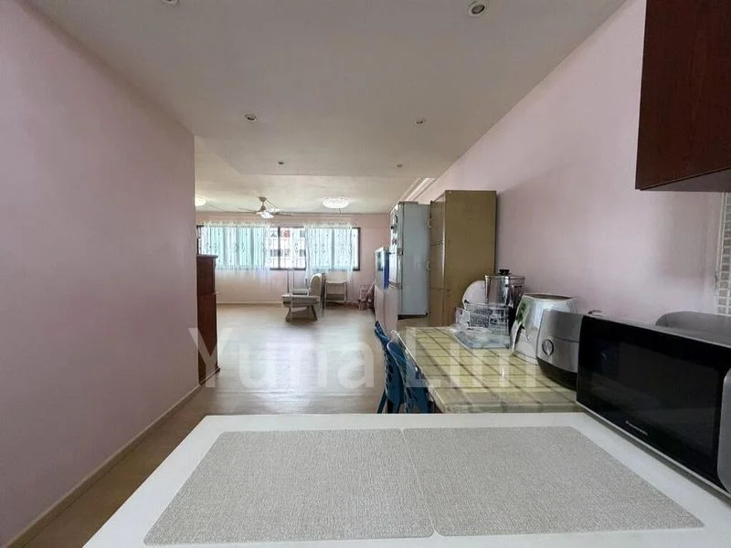 4 Room (4A) HDB for Sale in  635 Hougang Avenue 8 - Image 7