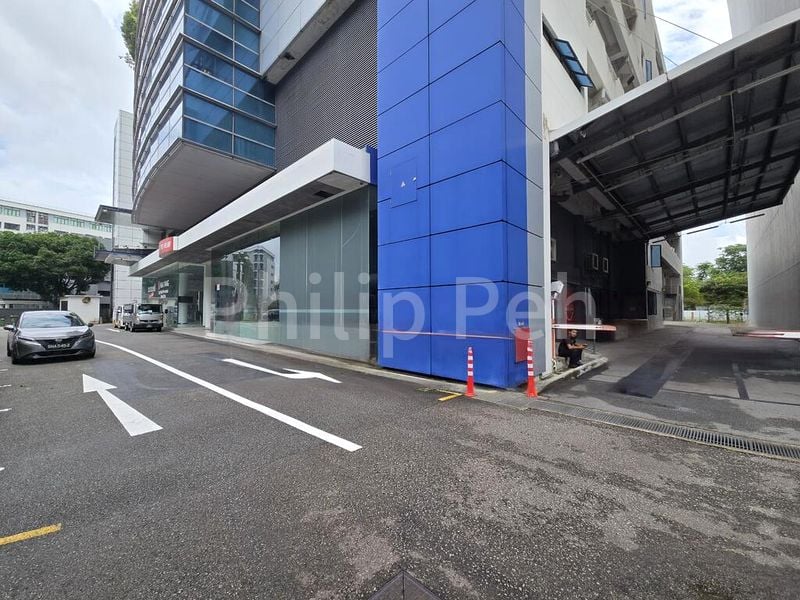 Light Industrial (B1) for Rent: Prime Ground Floor Showroom Space – Ideal for an Automotive Shop in Toa Payoh - Image 7