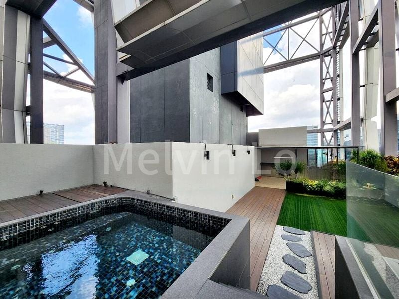 5 Bed Condo for Rent in  UIC Building - Image 17
