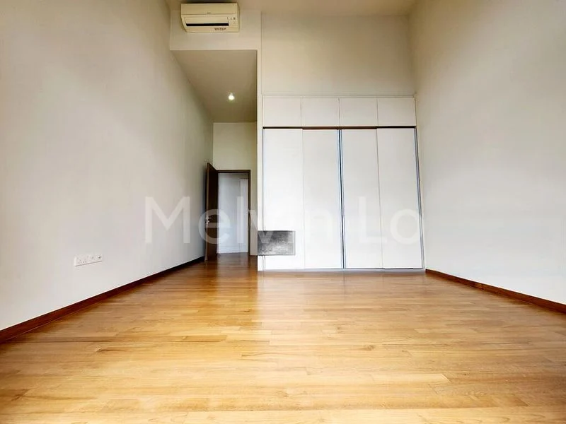 5 Bed Condo for Rent in  UIC Building - Image 2