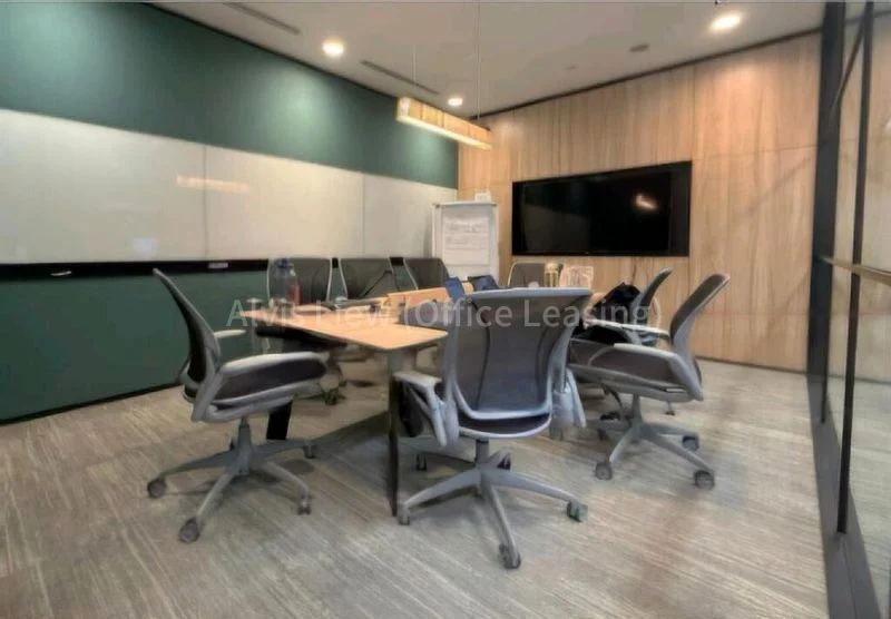 Office for Rent: Guoco Tower - Image 5