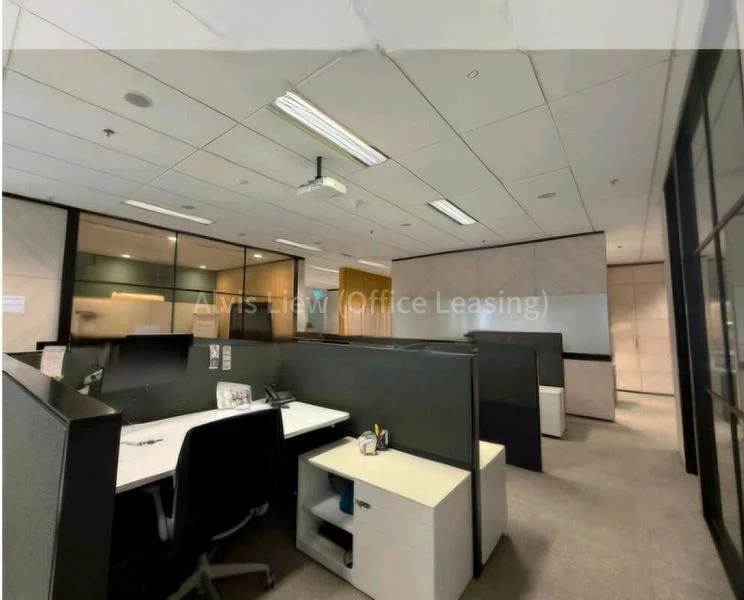 Office for Rent: Guoco Tower - Image 2