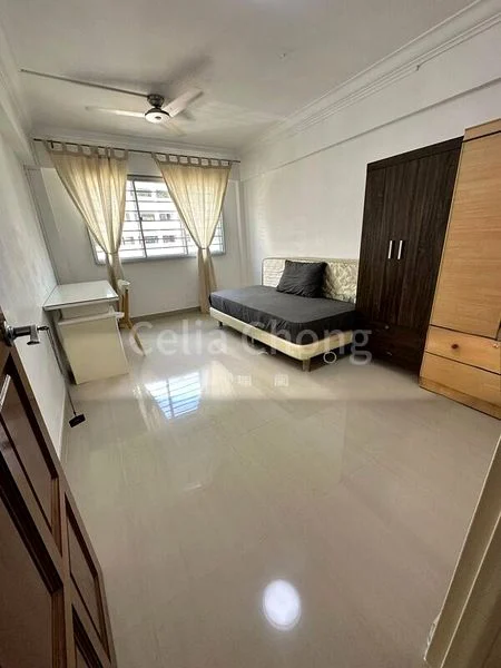 Common Room (HDB) for Rent in  610 Yishun Street 61 - Image 1