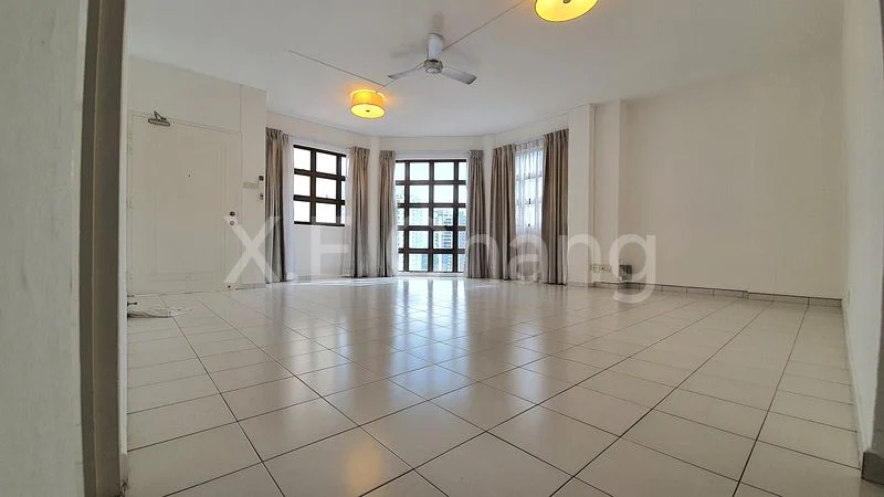 3 Bed Apartment (Condo) for Rent in  Parkway View - Image 2