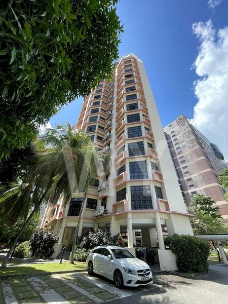 4 Bed Condo for Rent in  Parkway View - Image 11