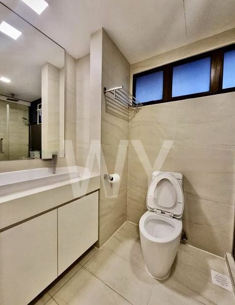 4 Bed Condo for Rent in  Parkway View - Image 19