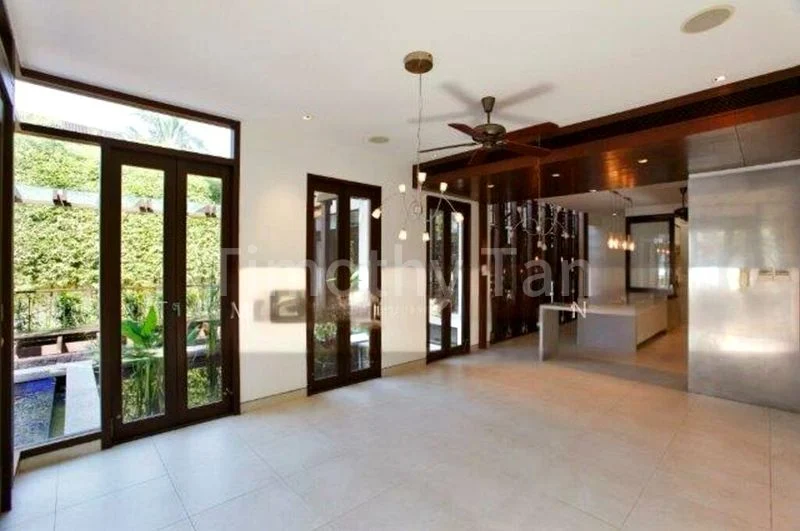 5 Bed Bungalow (Landed) for Sale in  Ocean Drive - Image 4