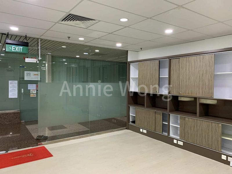 Shop / Shophouse for Sale: Kembangan Court - Image 1