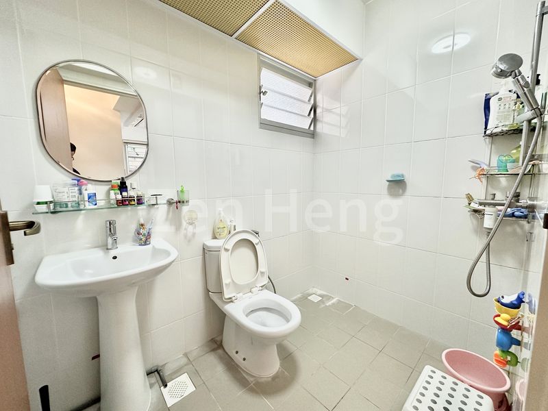 4 Room (4A) HDB for Sale in  473C Upper Serangoon Crescent - Image 16