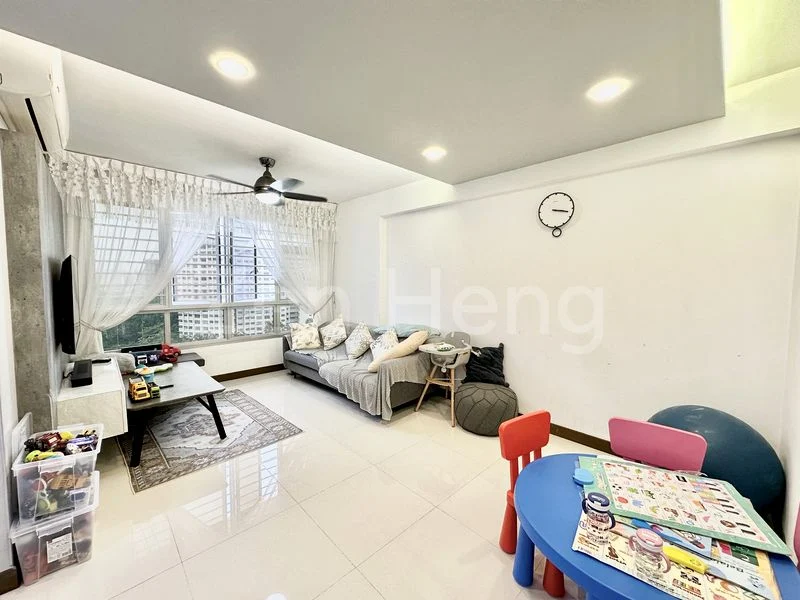 4 Room (4A) HDB for Sale in  473C Upper Serangoon Crescent - Image 4