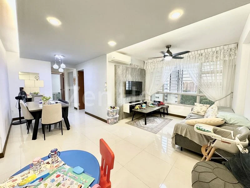4 Room (4A) HDB for Sale in  473C Upper Serangoon Crescent - Image 3