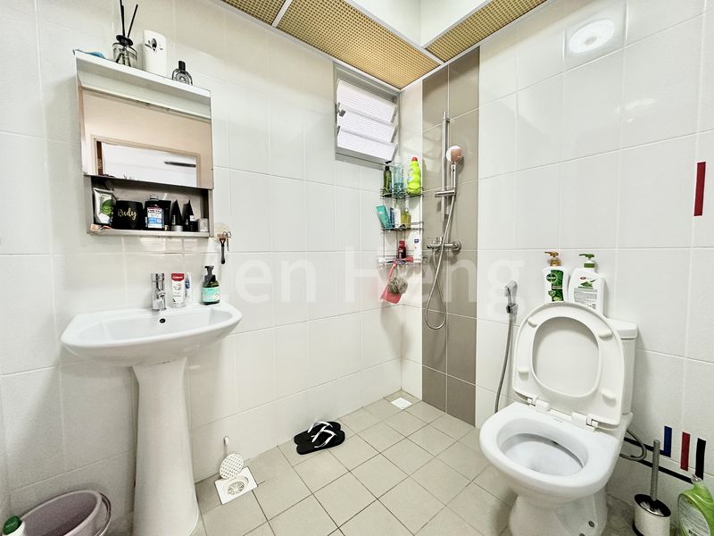 4 Room (4A) HDB for Sale in  473C Upper Serangoon Crescent - Image 9