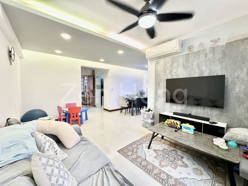 4 Room (4A) HDB for Sale in  473C Upper Serangoon Crescent - Image 2
