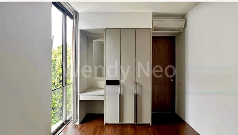 5 Bed Semi-Detached House (Landed) for Rent in  Dunearn Estate - Image 10