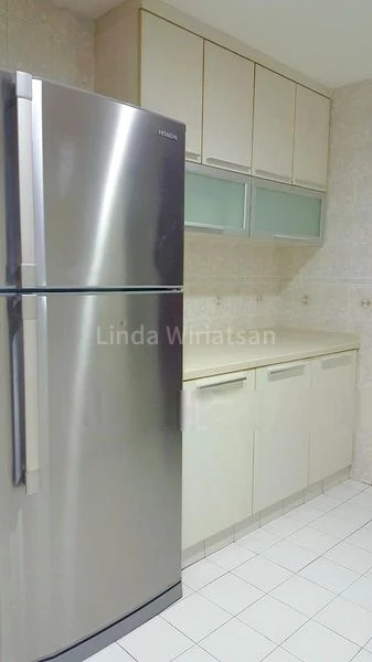 3 Bed Condo for Rent in Parkshore - Image 5