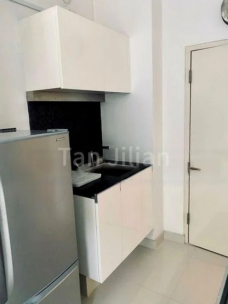 3 Bed Apartment (Condo) for Rent in  The Axis - Image 10