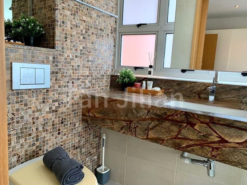 3 Bed Apartment (Condo) for Rent in  The Axis - Image 3