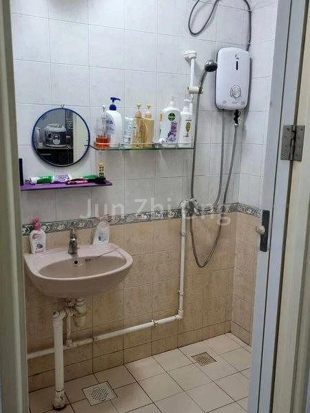 Room (HDB) for Rent in  673B Jurong West Street 65 - Image 3