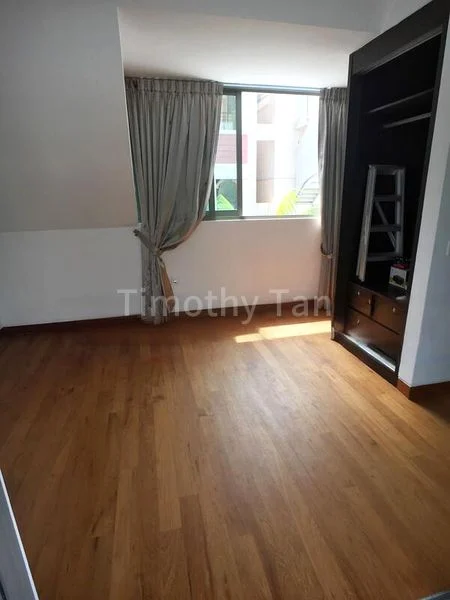 6 Bed Condo for Sale in  Aston Residence - Image 5