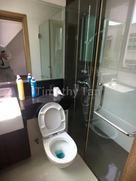 6 Bed Condo for Sale in  Aston Residence - Image 3