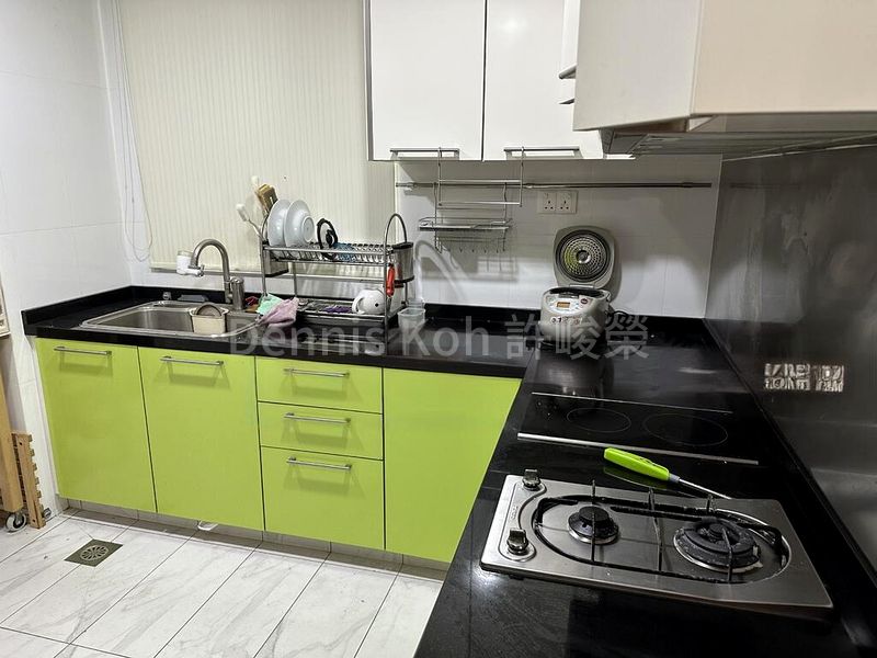 3 Bed Apartment (Condo) for Rent in  Sunshine Plaza - Image 3