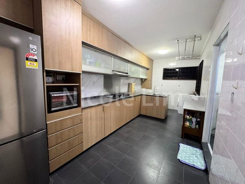 5 Room (5I) HDB for Sale in  290B Compassvale Crescent - Image 2