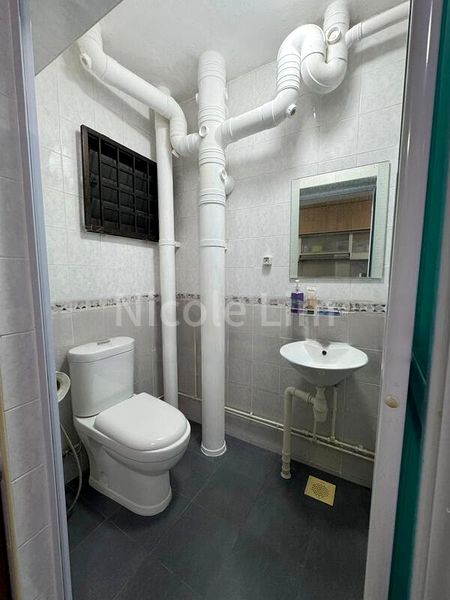 5 Room (5I) HDB for Sale in  290B Compassvale Crescent - Image 4