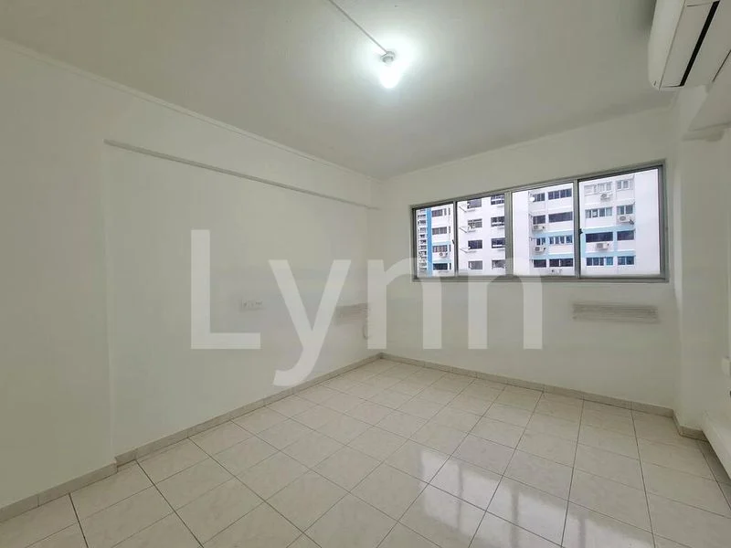 4 Room (4I) HDB for Rent in  75 Marine Drive - Image 3