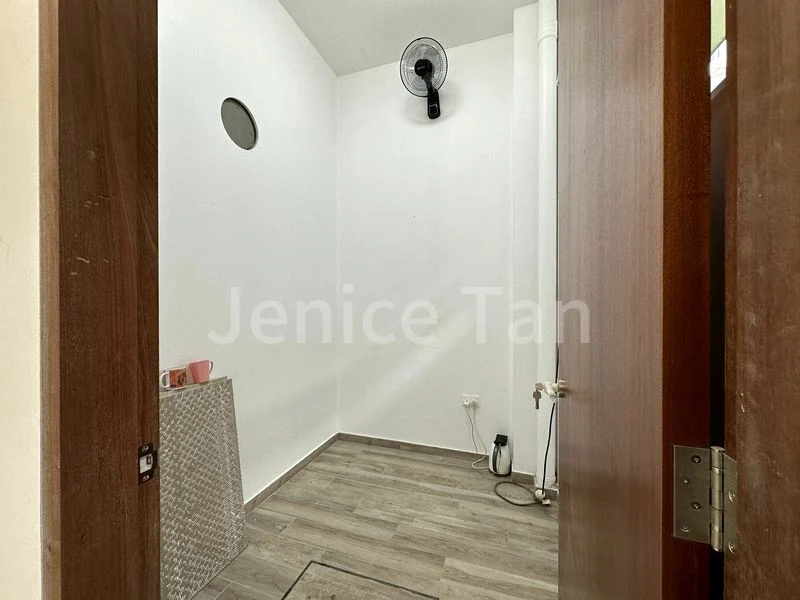 5 Bed Terraced House (Landed) for Rent in  Serangoon Garden Estate - Image 12