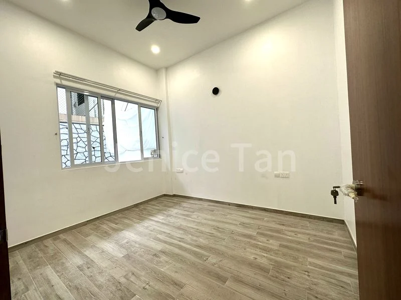 5 Bed Terraced House (Landed) for Rent in  Serangoon Garden Estate - Image 11