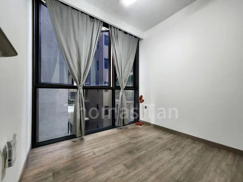 2 Bed Condo for Rent in  The Tapestry - Image 5