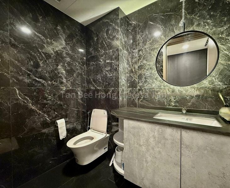 5 Bed Terraced House (Landed) for Sale in  Happy Estate - Image 6