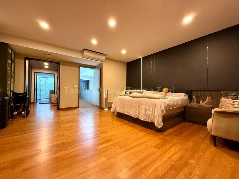 5 Bed Terraced House (Landed) for Sale in  Happy Estate - Image 5