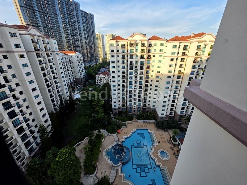 4 Bed Condo for Rent in  The Anchorage - Image 8