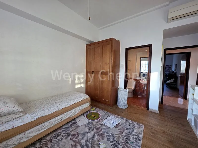 4 Bed Condo for Rent in  The Anchorage - Image 14