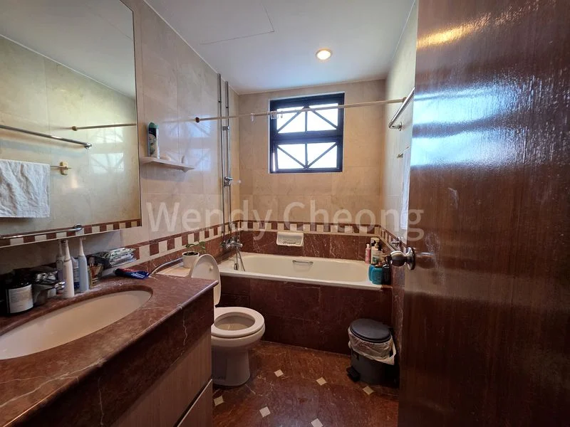 4 Bed Condo for Rent in  The Anchorage - Image 17