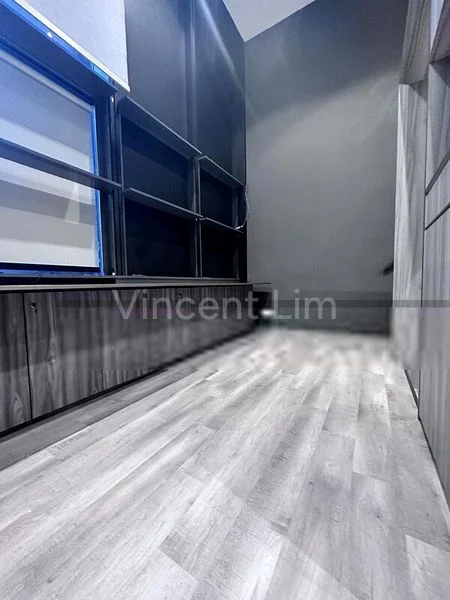 Office for Sale: PS100, 100% Leased, 3,500 SF Office/Retail Shop on 1st Street, Downtown - Image 2