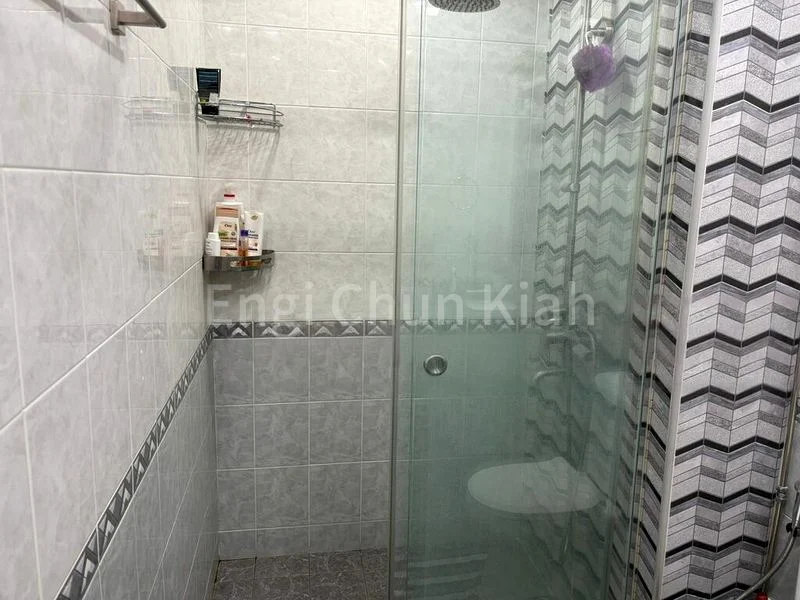 Common Room (Landed) for Rent in  Lakeside Grove - Image 7