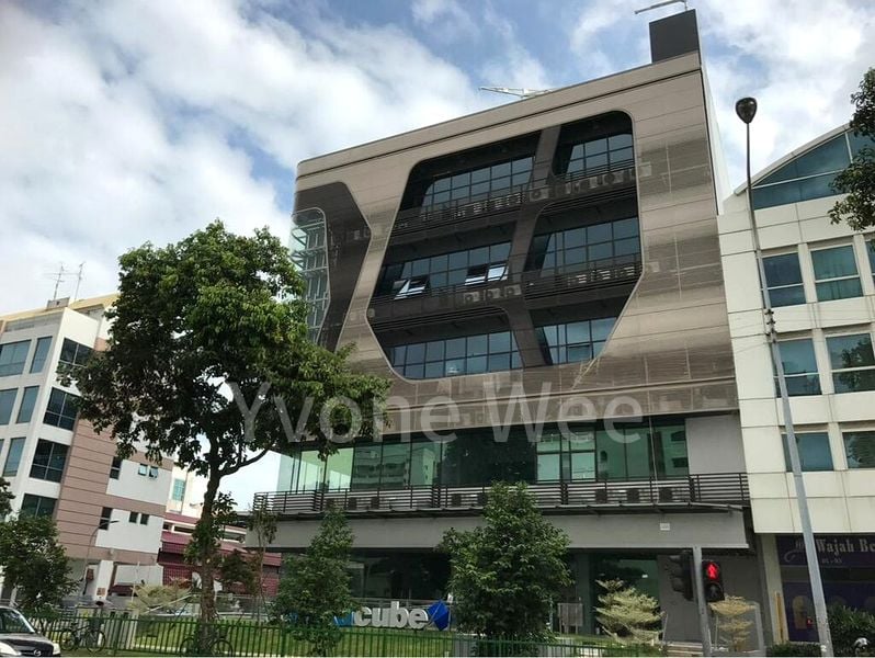 Shop / Shophouse for Rent: 2-Storey Corner Shophouse, Jalan SS 22/41, Damansara Jaya - Image 1