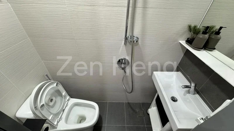 2 Bed Condo for Sale in  28 Imperial Residences - Image 7