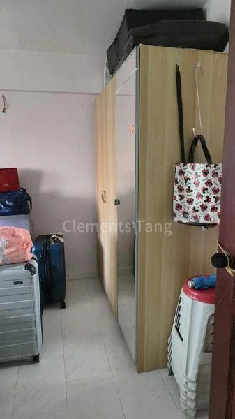 Common Room (HDB) for Rent in  125 Lorong 1 Toa Payoh - Image 3