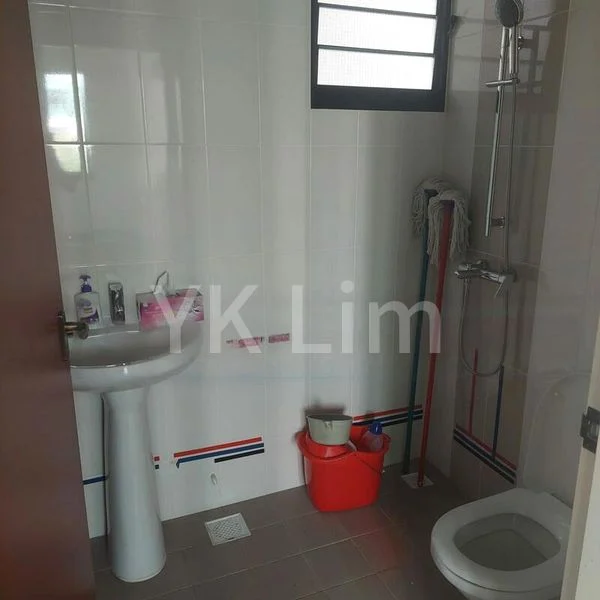 3 Room (3NG) HDB for Rent in  418B Fernvale Link - Image 3