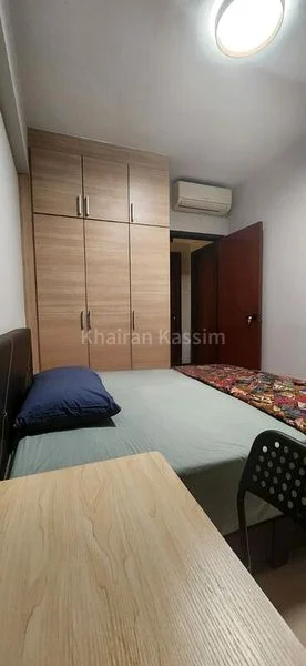 Master Room (Condo) for Rent in  La Casa - Image 1