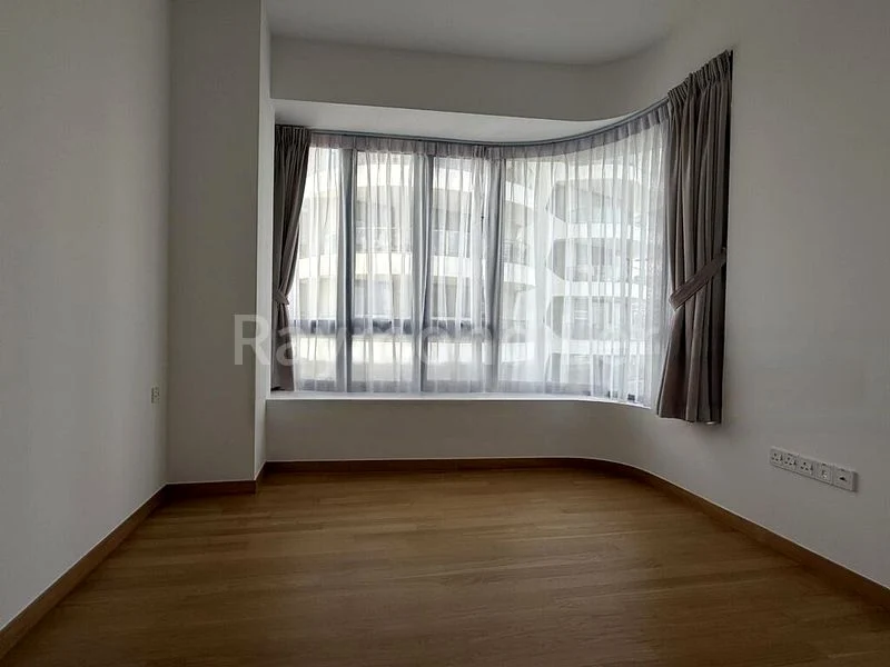 3 Bed Condo for Rent in  Cape Royale - Image 8