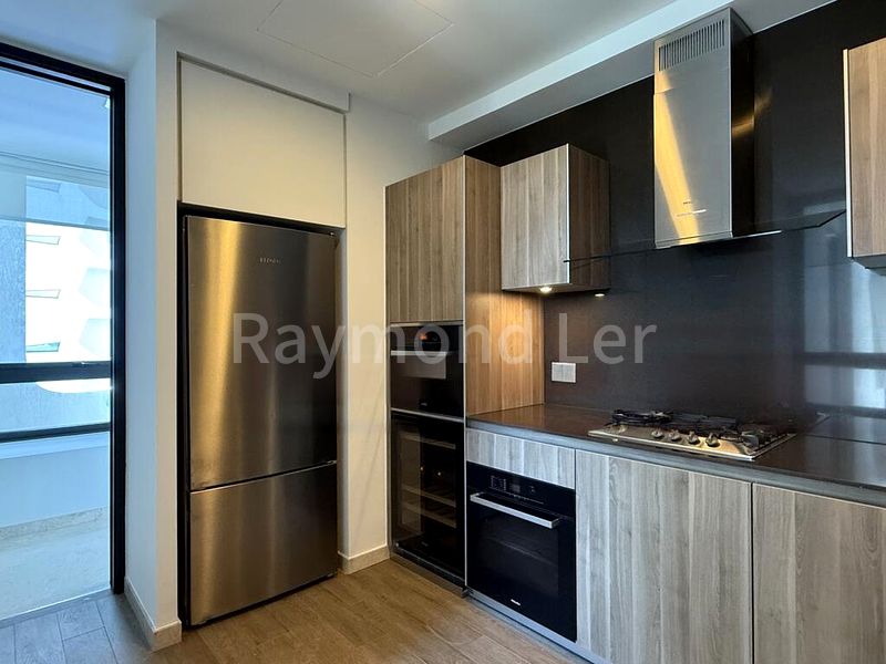 3 Bed Condo for Rent in  Cape Royale - Image 4